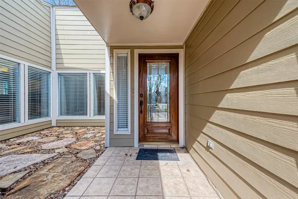 $2,000 | 13322 Pantano Drive, Houston, TX 77065