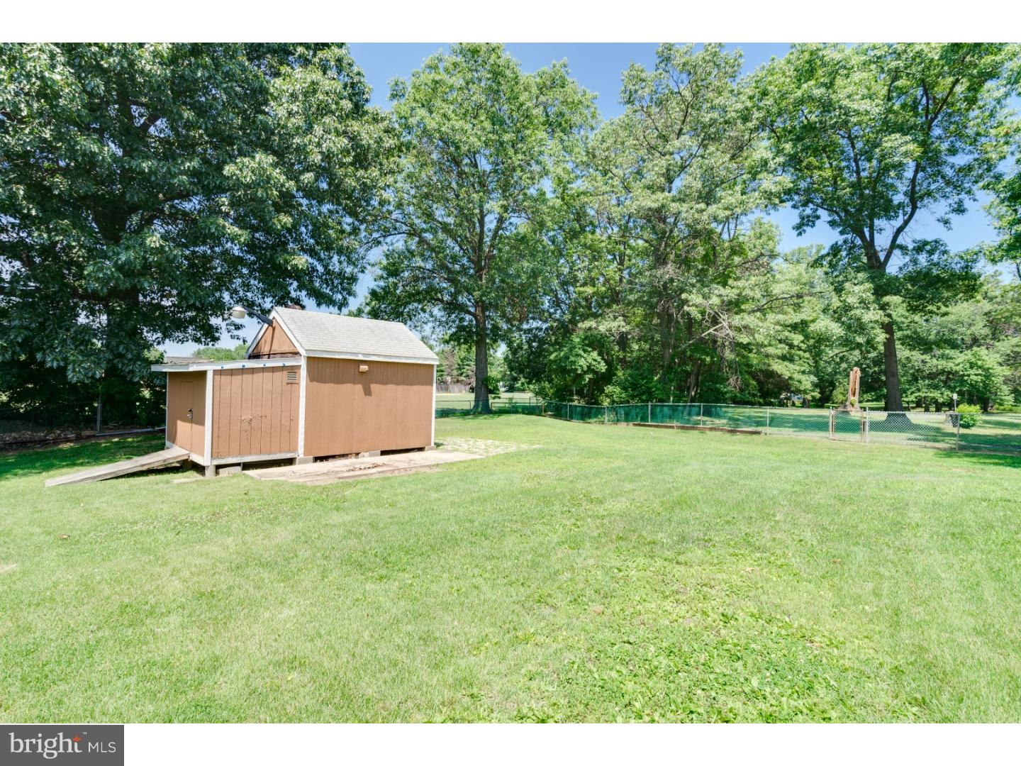 267 Ruth Avenue Hamilton, NJ 08610 - Photo 18 of 22 Storage Shed