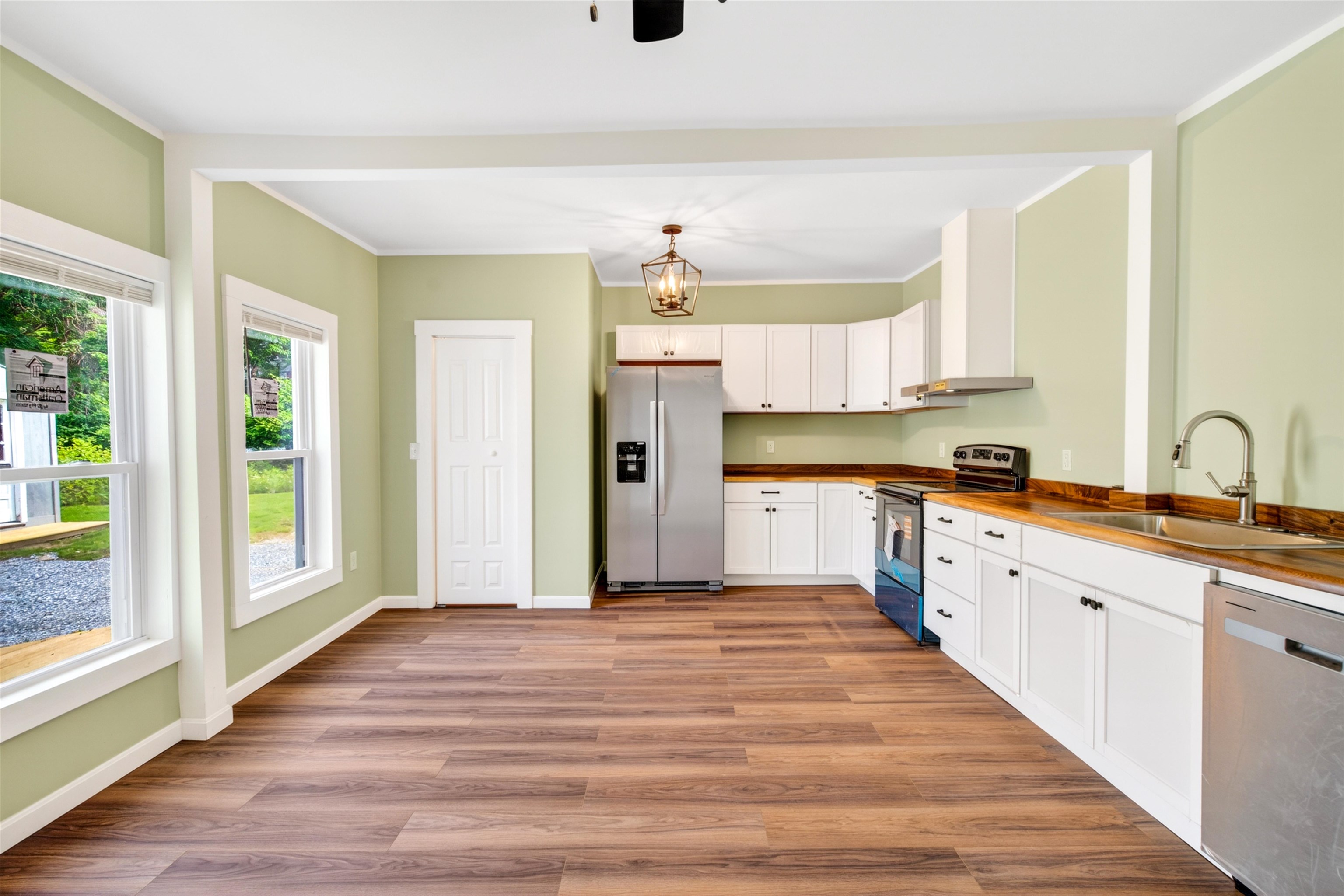 29 Clinton Avenue Rutland, VT 05701 - Photo 15 of 49