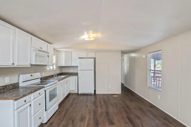 $130,000 | 4451 Goldfinch Way, Crestview, FL 32539