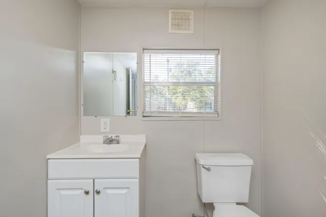 $130,000 | 4451 Goldfinch Way, Crestview, FL 32539