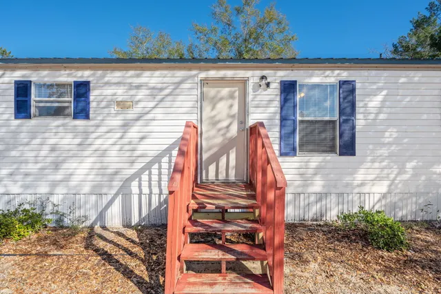 $130,000 | 4451 Goldfinch Way, Crestview, FL 32539