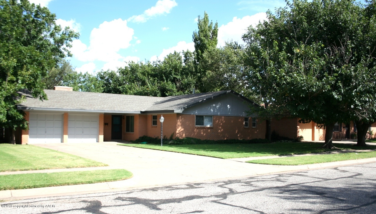 3407 Royal Road Amarillo, TX 79109 - Photo 1 of 20 Front