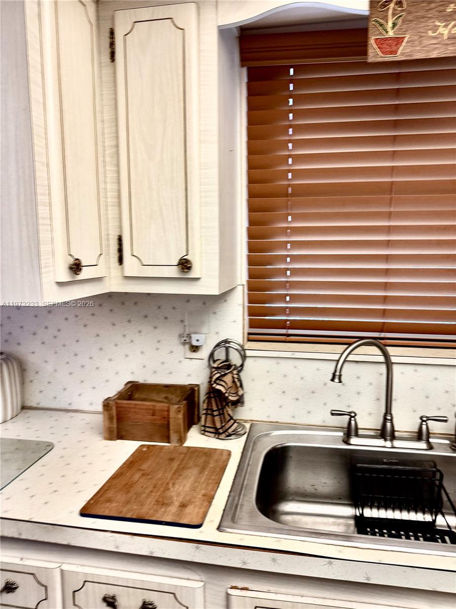 3500 Harrison Street, Unit 7 Hollywood, FL 33021 - Photo 21 of 66