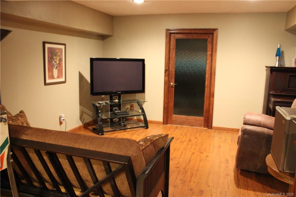 213 South Rugby Road Hendersonville, NC 28791 - Photo 15 of 21 Gallery Image 15