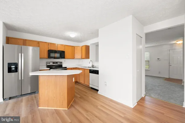 $2,550 | 14 Gemstone Court, Baltimore, MD 21244