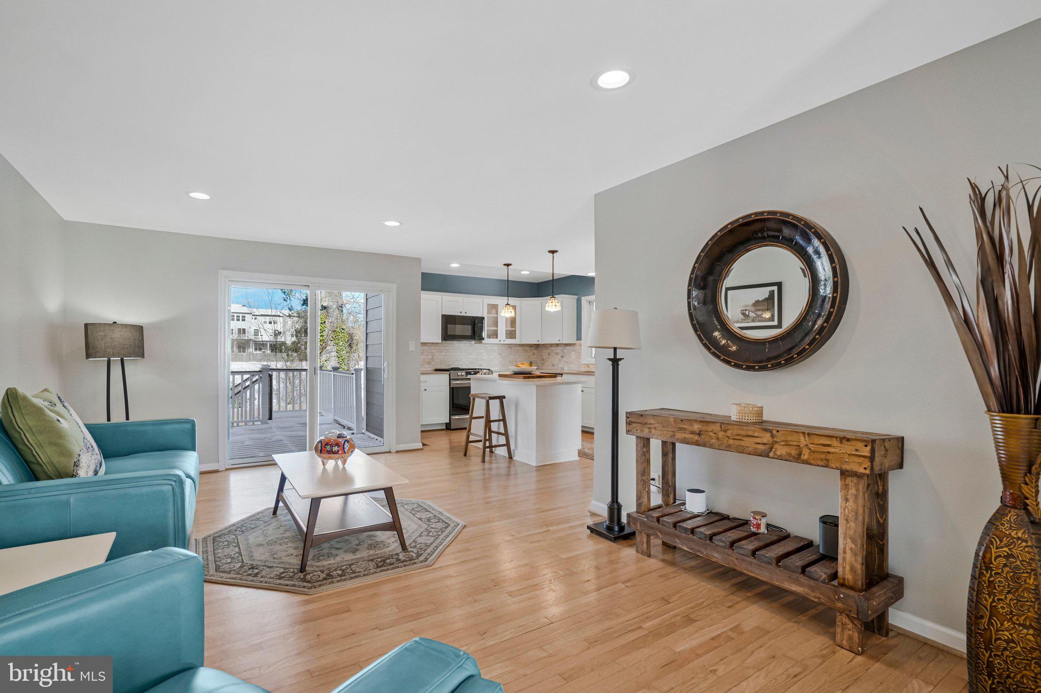 2314 Apple Hill Road Alexandria, VA 22308 - Photo 4 of 45 Livingroom to Kitchen