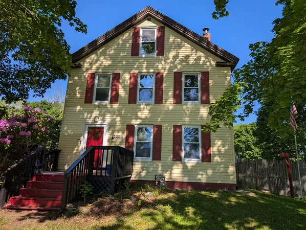 $549,000 | 440 Old Somerset Avenue, Dighton, MA 02764