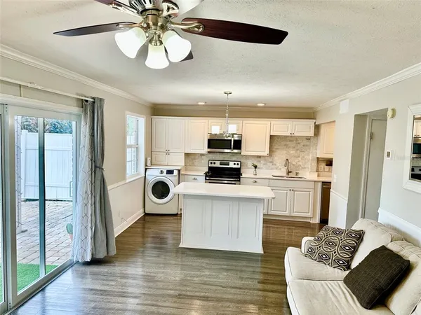 $1,500 | 13731 Juniper Blossom Drive, Unit 101, Tampa, FL 33618