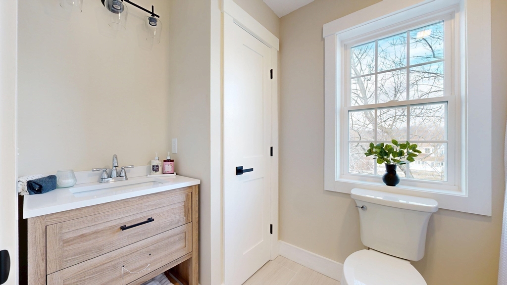 46 Hastings Avenue Worcester, MA 01606 - Photo 34 of 38