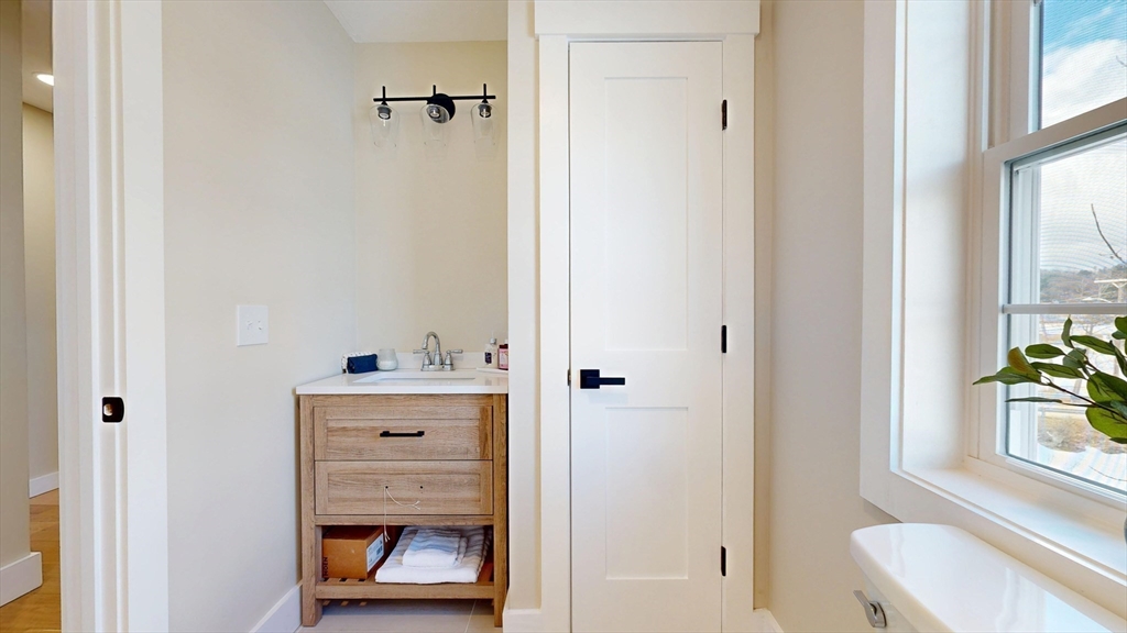 46 Hastings Avenue Worcester, MA 01606 - Photo 36 of 38