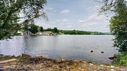 46 Hastings Avenue Worcester, MA 01606 - Photo 9 of 38