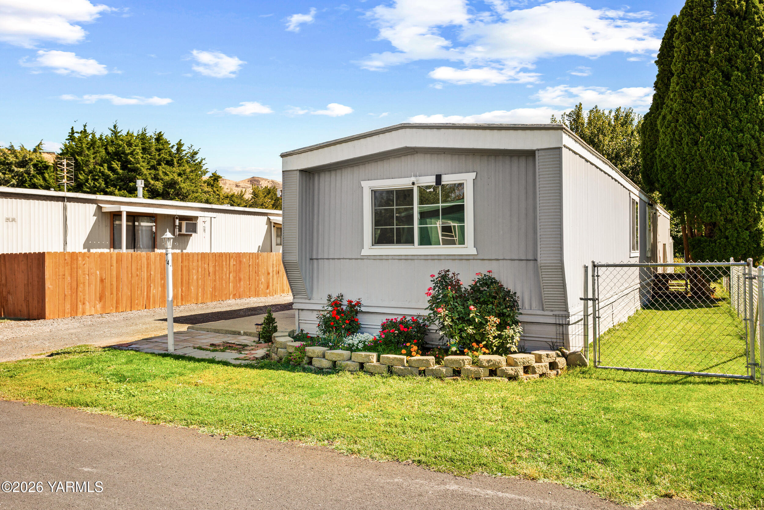 2205 Butterfield Road, Unit 74 Yakima, WA 98901 - Photo 7 of 23 2205 Butterfield Rd #74