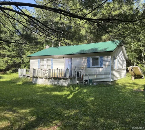$125,000 | 1501 Michael Drive, Alger, MI 48610