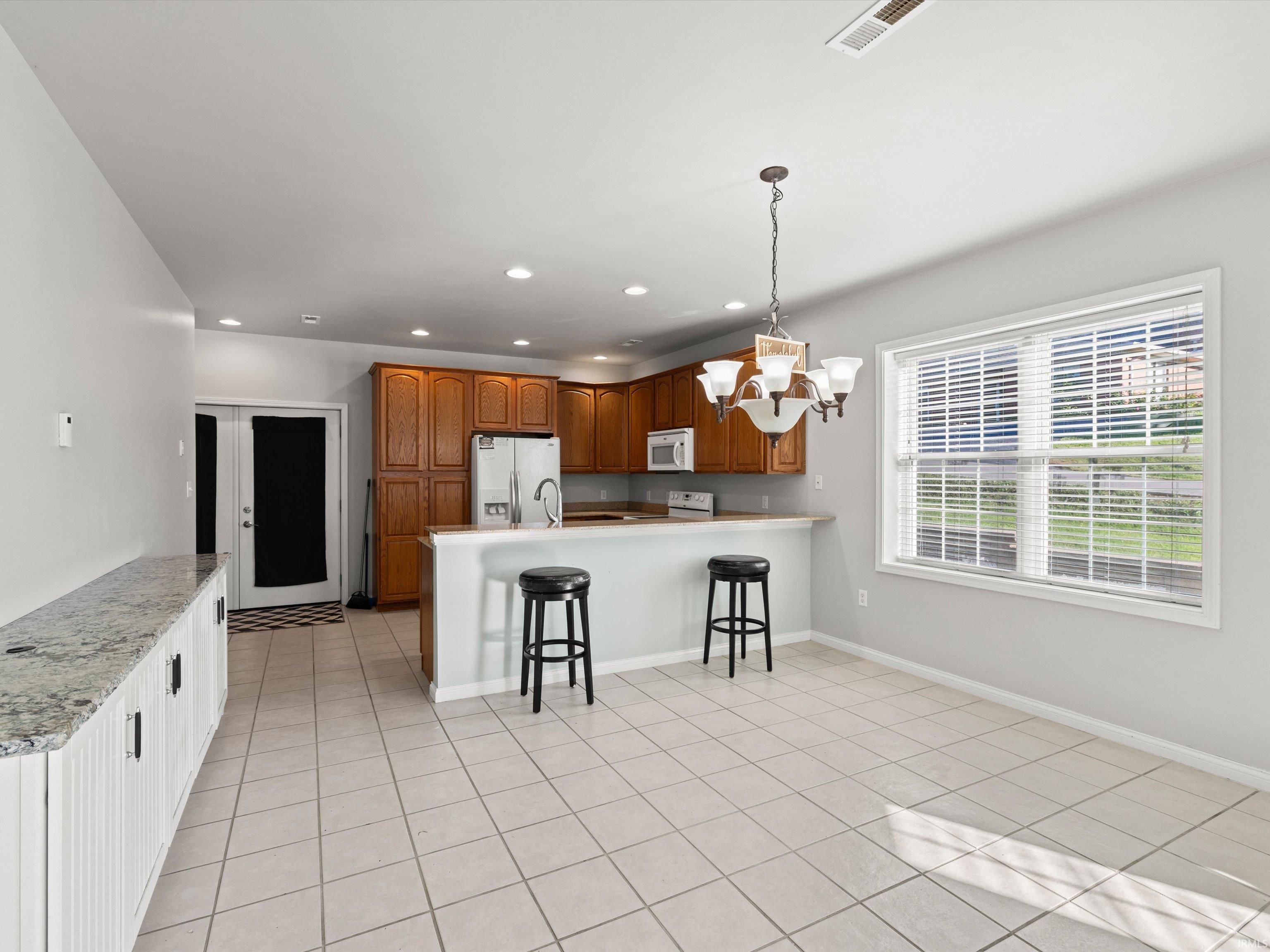 519 Monroe Street Newburgh, IN 47630 - Photo 5 of 28