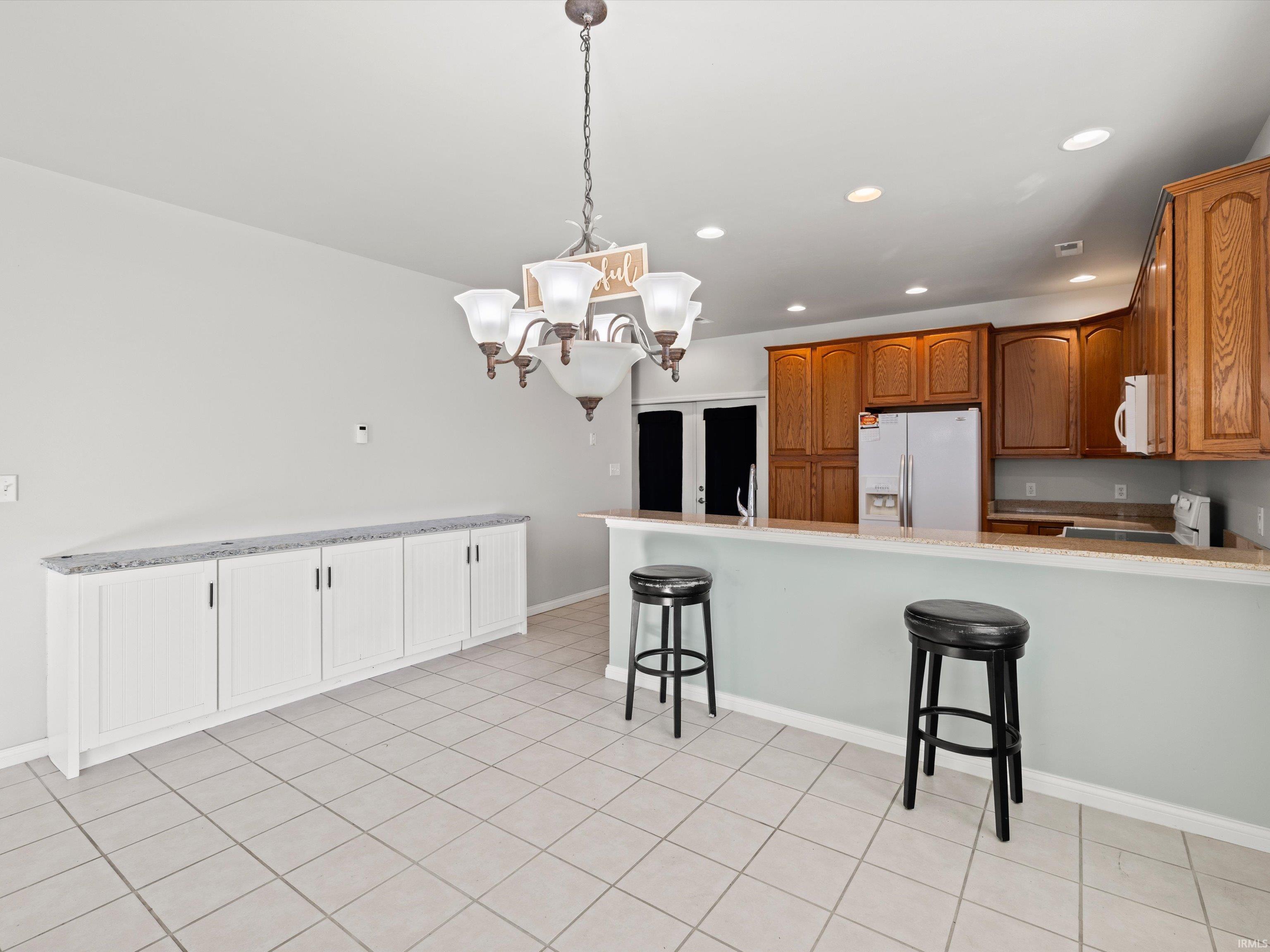 519 Monroe Street Newburgh, IN 47630 - Photo 6 of 28