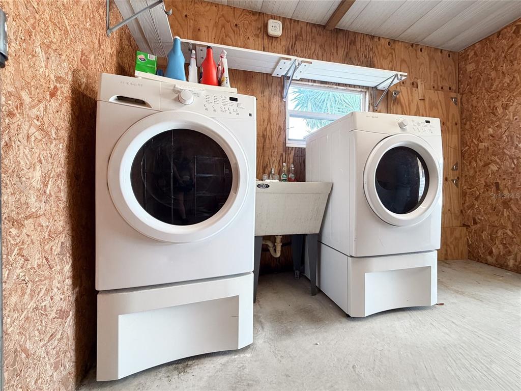 721 Navigators Way Edgewater, FL 32141 - Photo 28 of 55