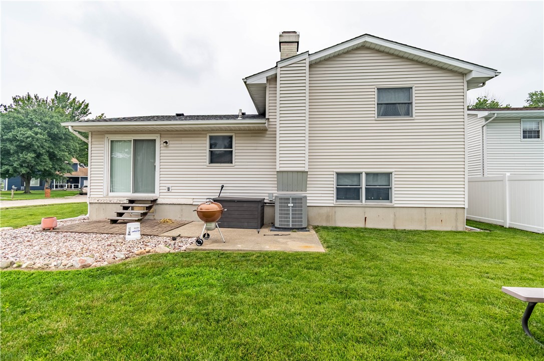 131 White Pines Circle Decatur, IL 62521 - Photo 21 of 25