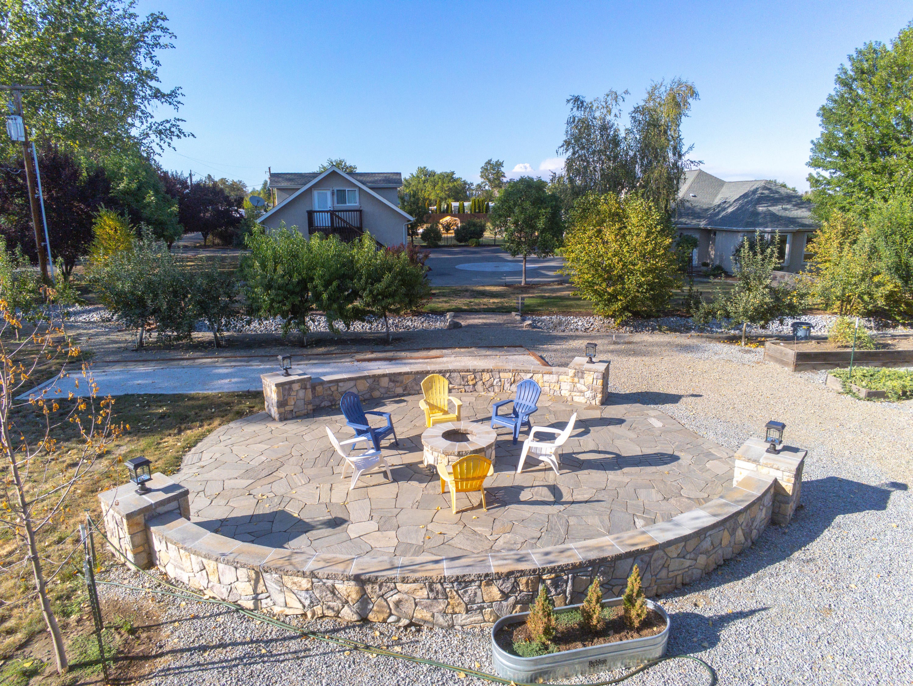 2994 Freeland Road Central Point, OR 97502 - Photo 49 of 66 Firepit3