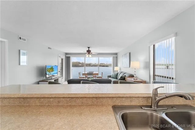 $264,900 | 875 Parkside Place, Unit C206, Osage Beach, MO 65065