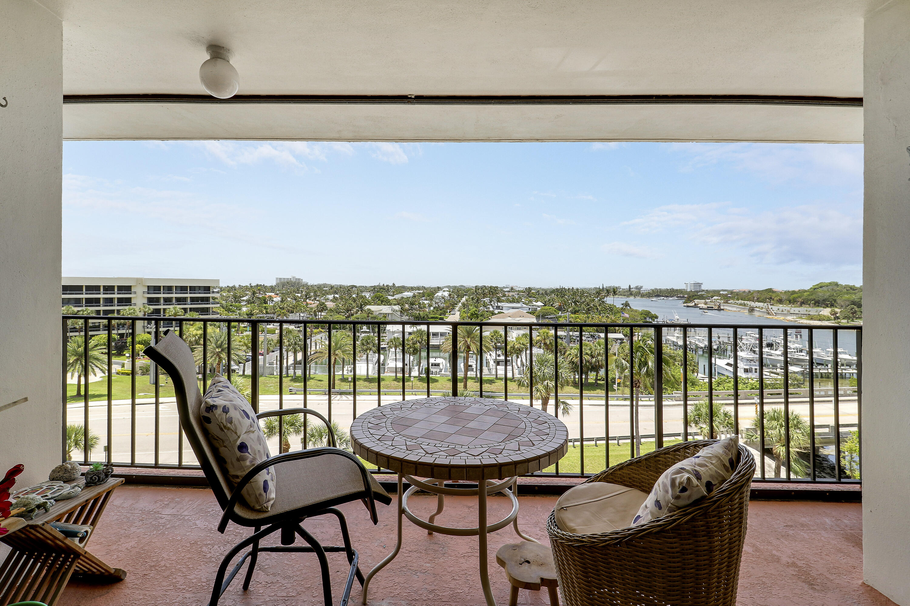 225 South Beach Road, Unit 605 Jupiter, FL 33469 - Photo 3 of 51 House2-20