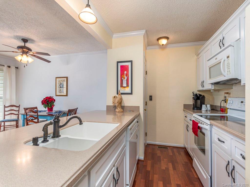 140 Chelsea Road Waynesville, NC 28786 - Photo 8 of 16 Gallery Image 8