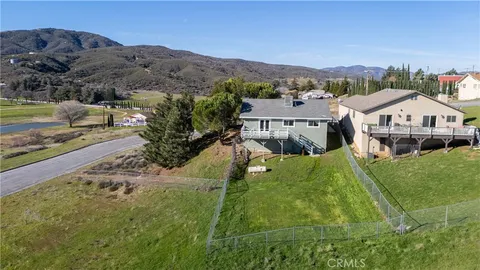 $439,999 | 42614 Cabin Drive, Lake Hughes, CA 93532