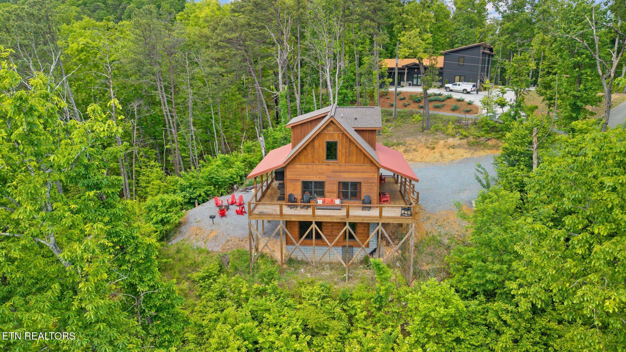 2015 Penny Way Pigeon Forge, TN 37862 - Photo 35 of 60 dji_20260430130048_0976_d