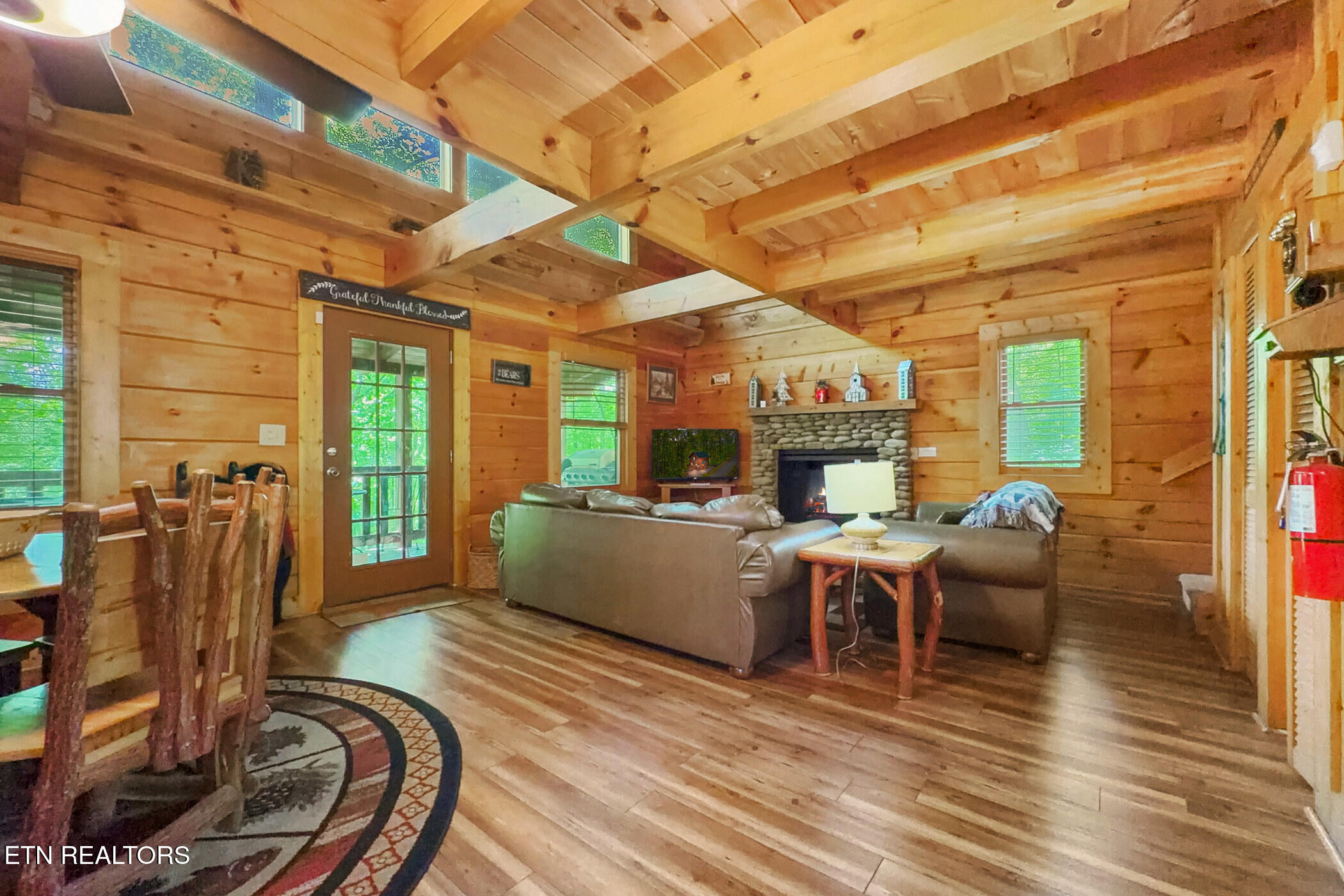 2015 Penny Way Pigeon Forge, TN 37862 - Photo 48 of 60 img_4623
