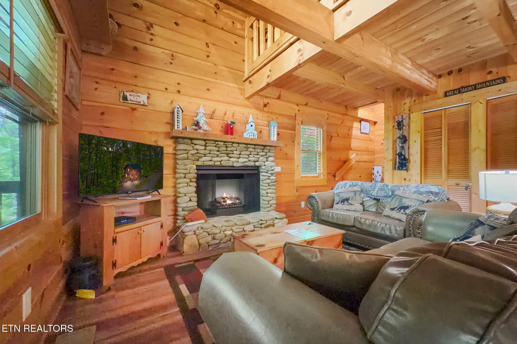2015 Penny Way Pigeon Forge, TN 37862 - Photo 51 of 60 img_4648