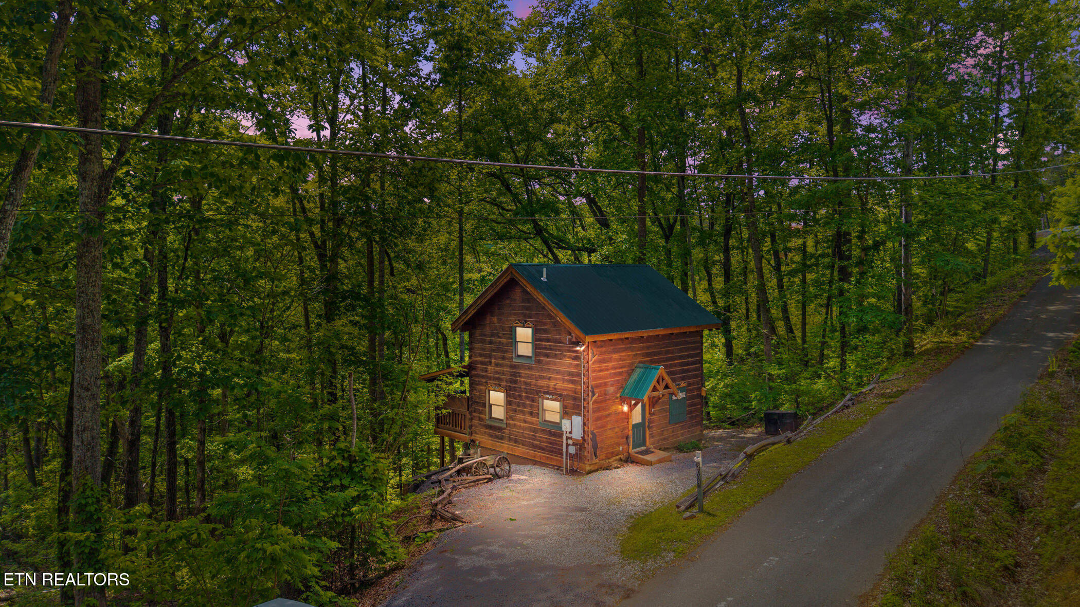 2015 Penny Way Pigeon Forge, TN 37862 - Photo 60 of 60 dji_20260430132827_0010_d_vt
