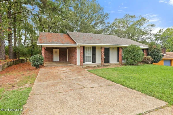 $127,500 | 1207 Cherry Stone Circle, Clinton, MS 39056