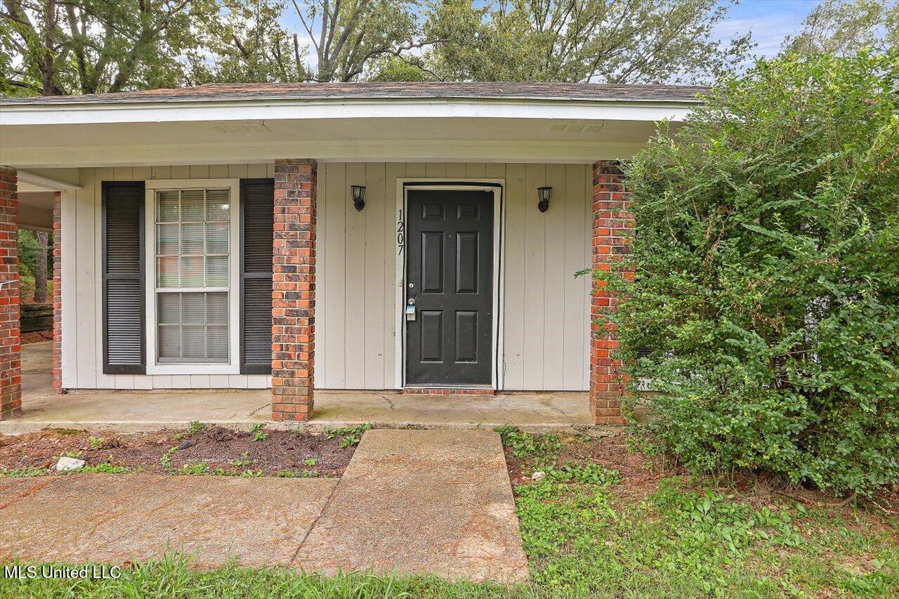 1207 Cherry Stone Circle Clinton, MS 39056 - Photo 13 of 29 04-1207 Cherry Stone Cir