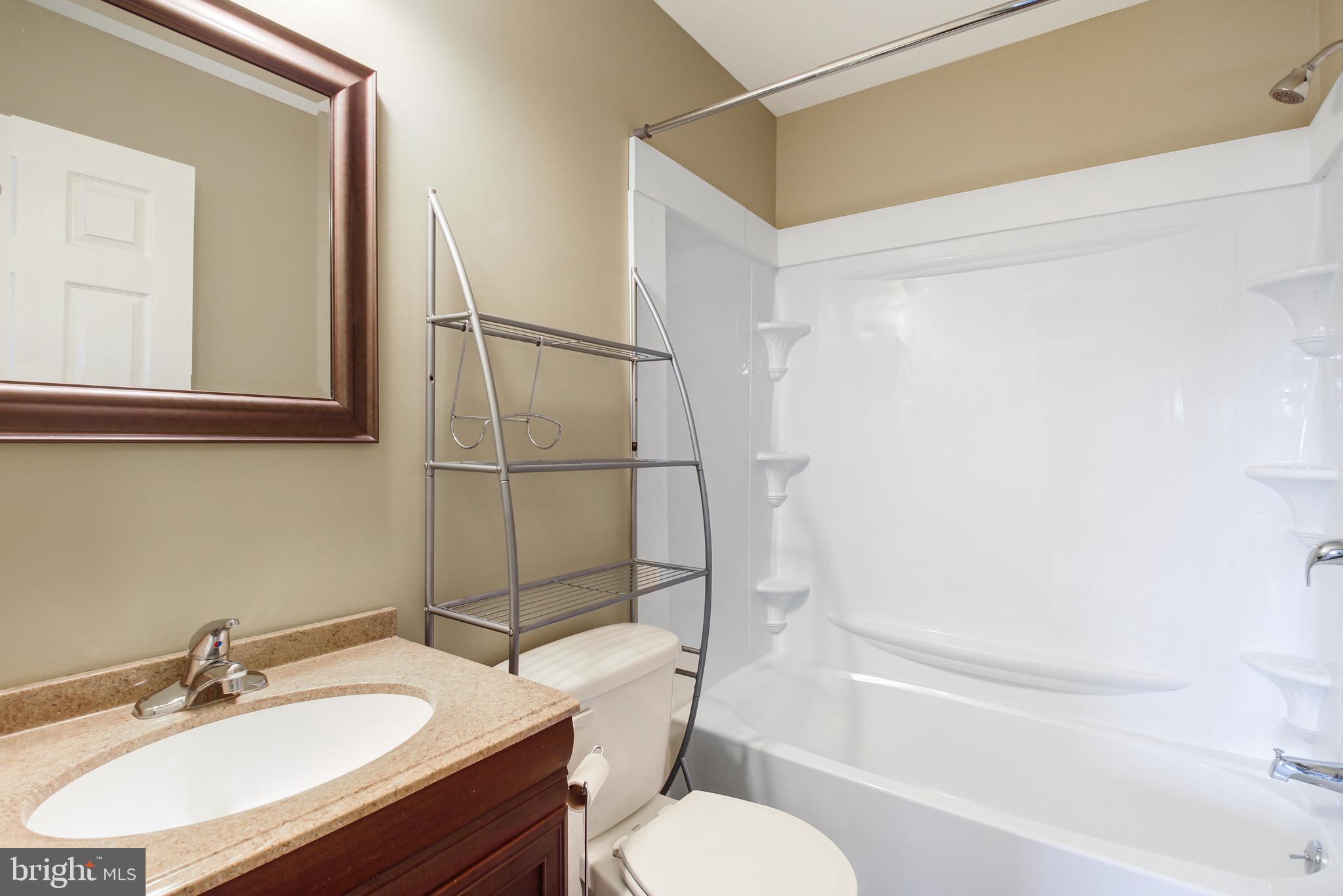 411 Tremont Avenue Reading, PA 19607 - Photo 15 of 26