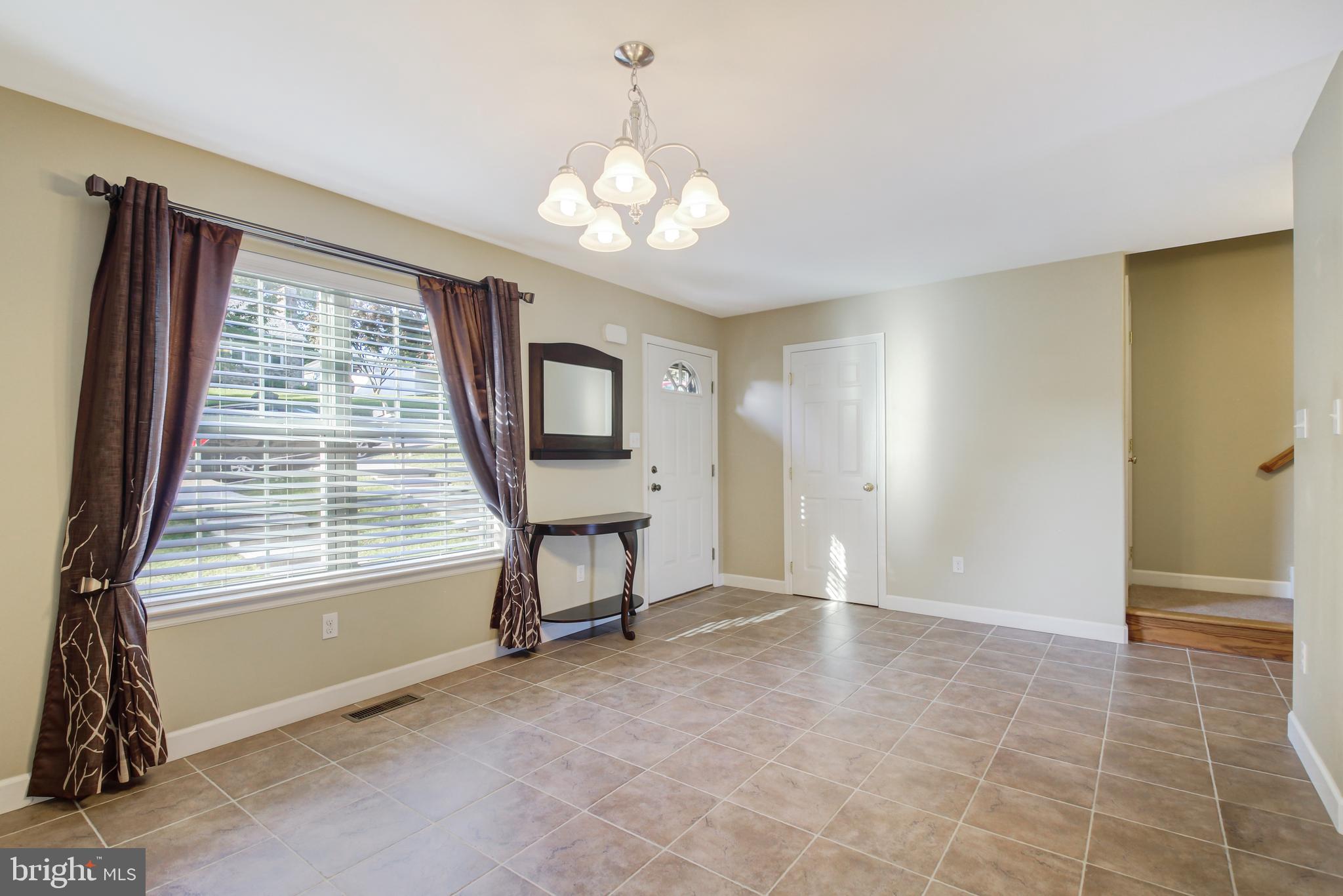 411 Tremont Avenue Reading, PA 19607 - Photo 2 of 26