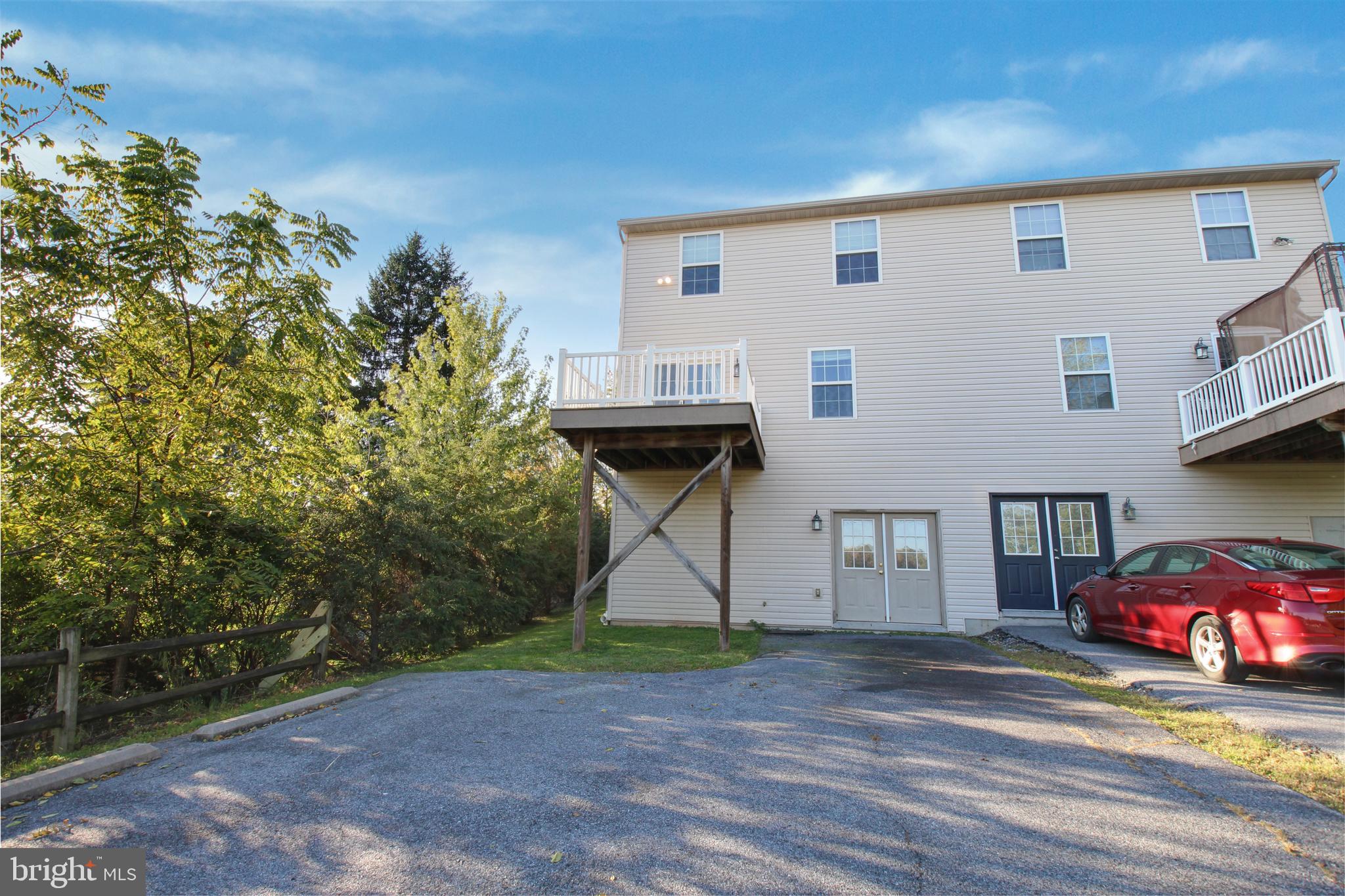 411 Tremont Avenue Reading, PA 19607 - Photo 24 of 26