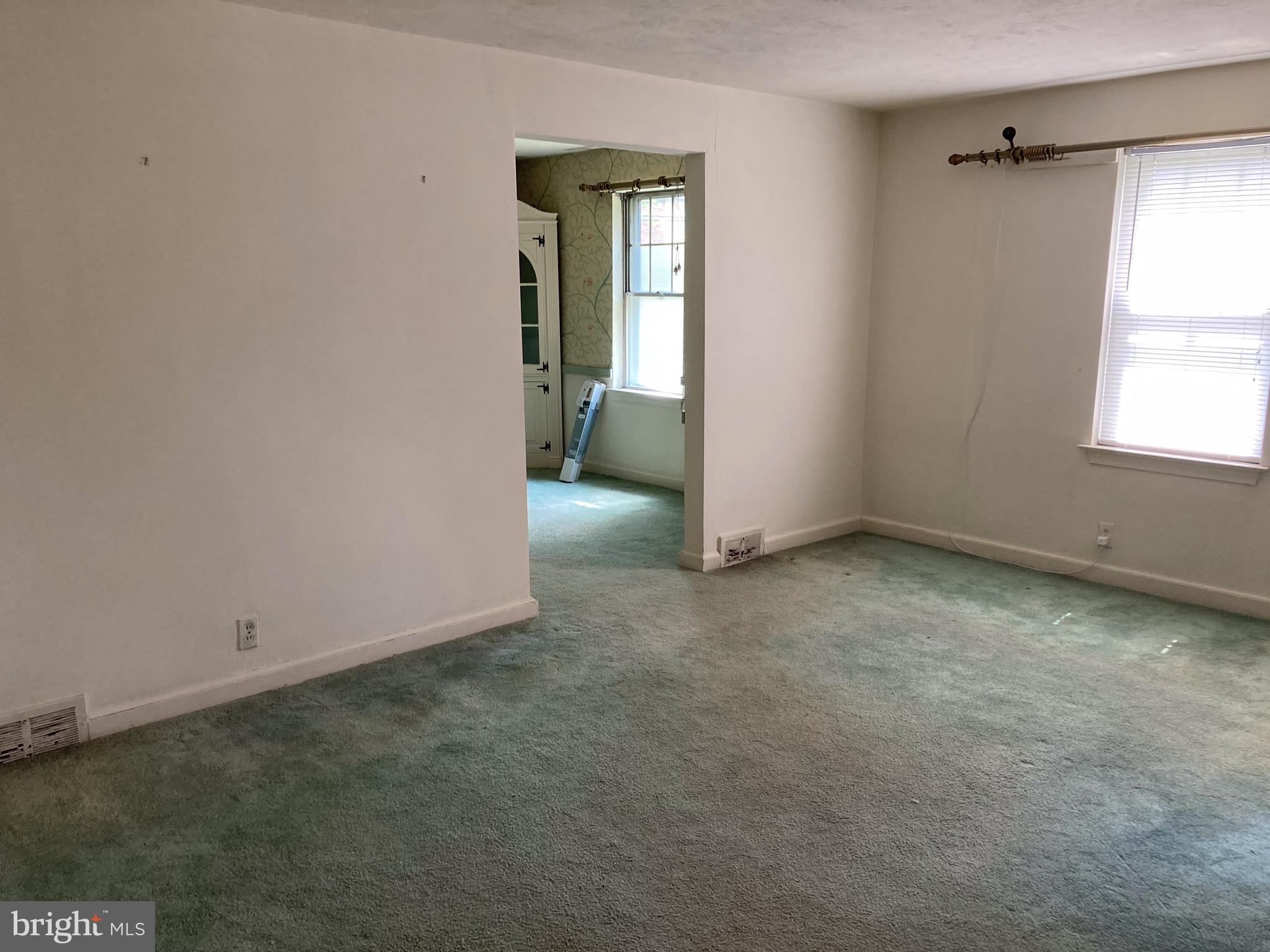 125 Rambling Way Springfield, PA 19064 - Photo 3 of 22