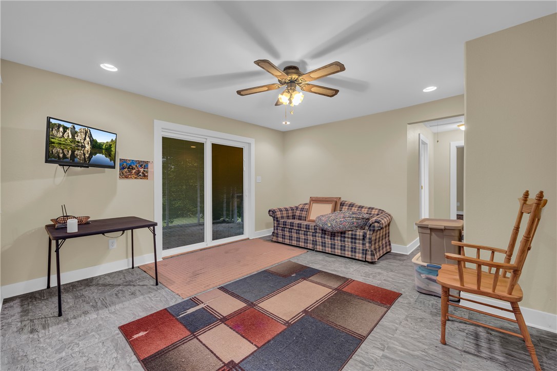 1148 Doyle Street Westminster, SC 29693 - Photo 14 of 49