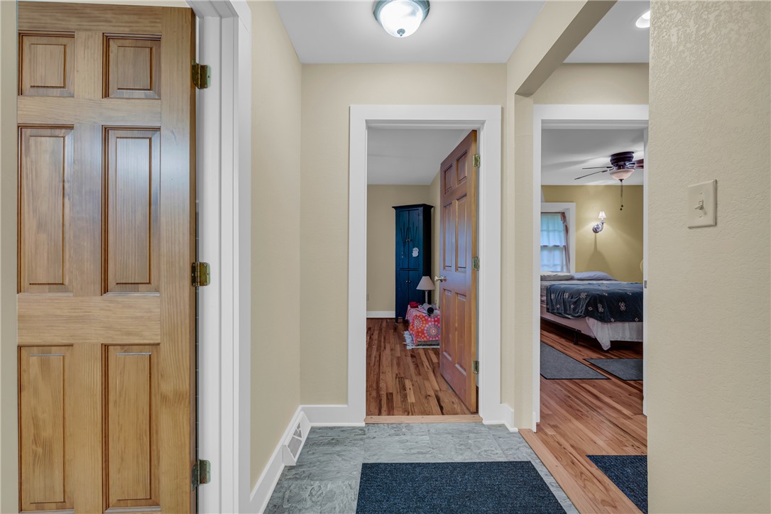 1148 Doyle Street Westminster, SC 29693 - Photo 17 of 49