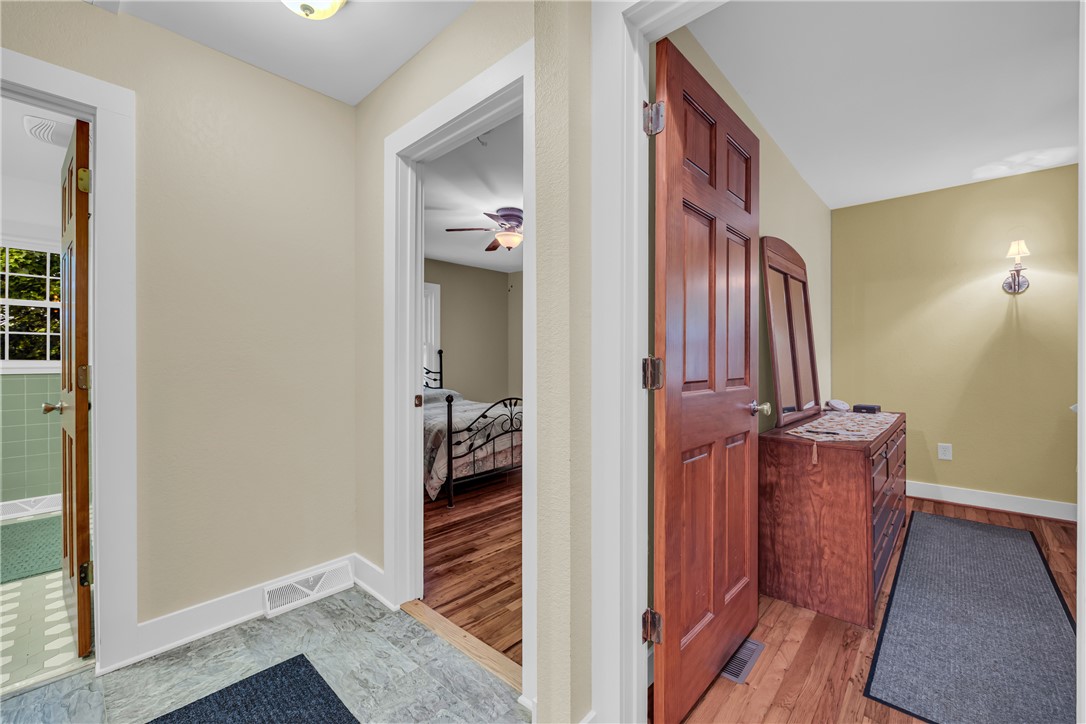 1148 Doyle Street Westminster, SC 29693 - Photo 18 of 49