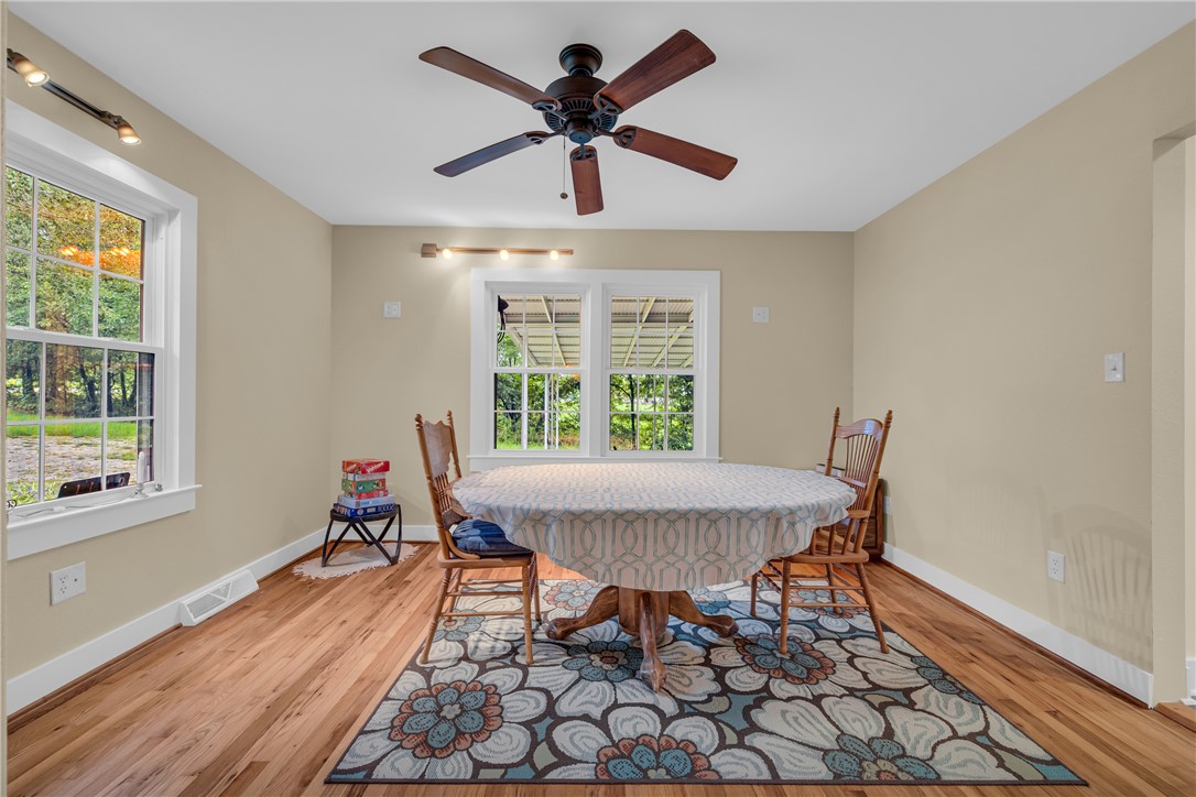 1148 Doyle Street Westminster, SC 29693 - Photo 7 of 49