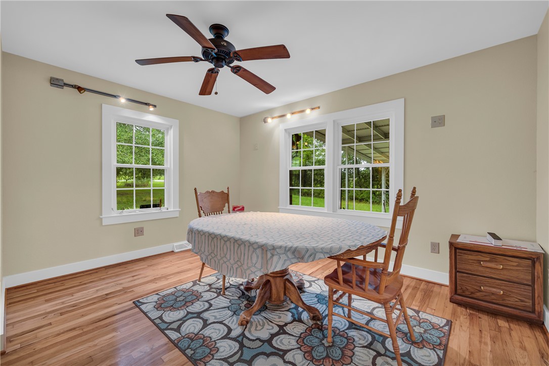 1148 Doyle Street Westminster, SC 29693 - Photo 8 of 49