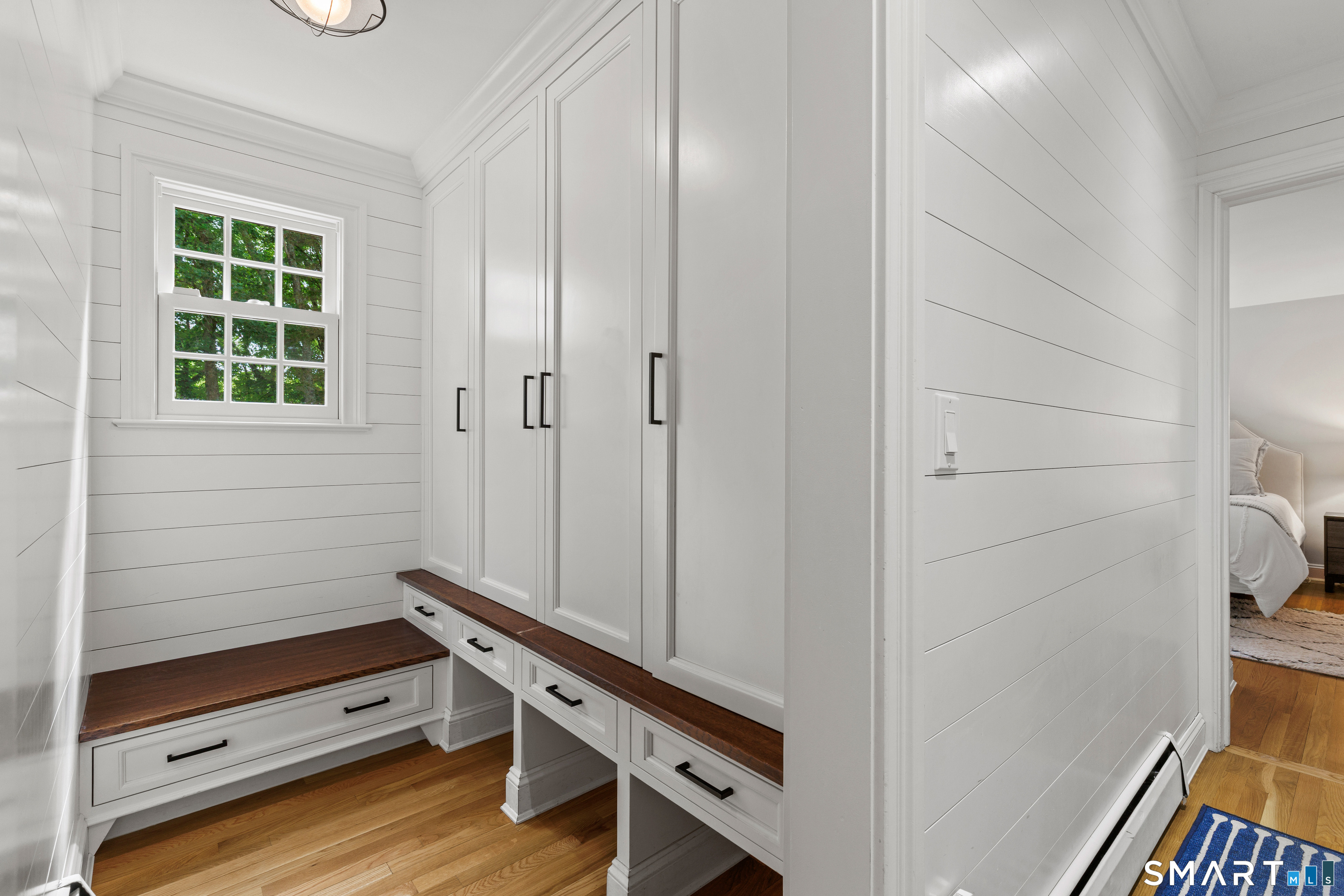 599 North Wilton Road New Canaan, CT 06840 - Photo 28 of 37 Mudroom off kitchen
