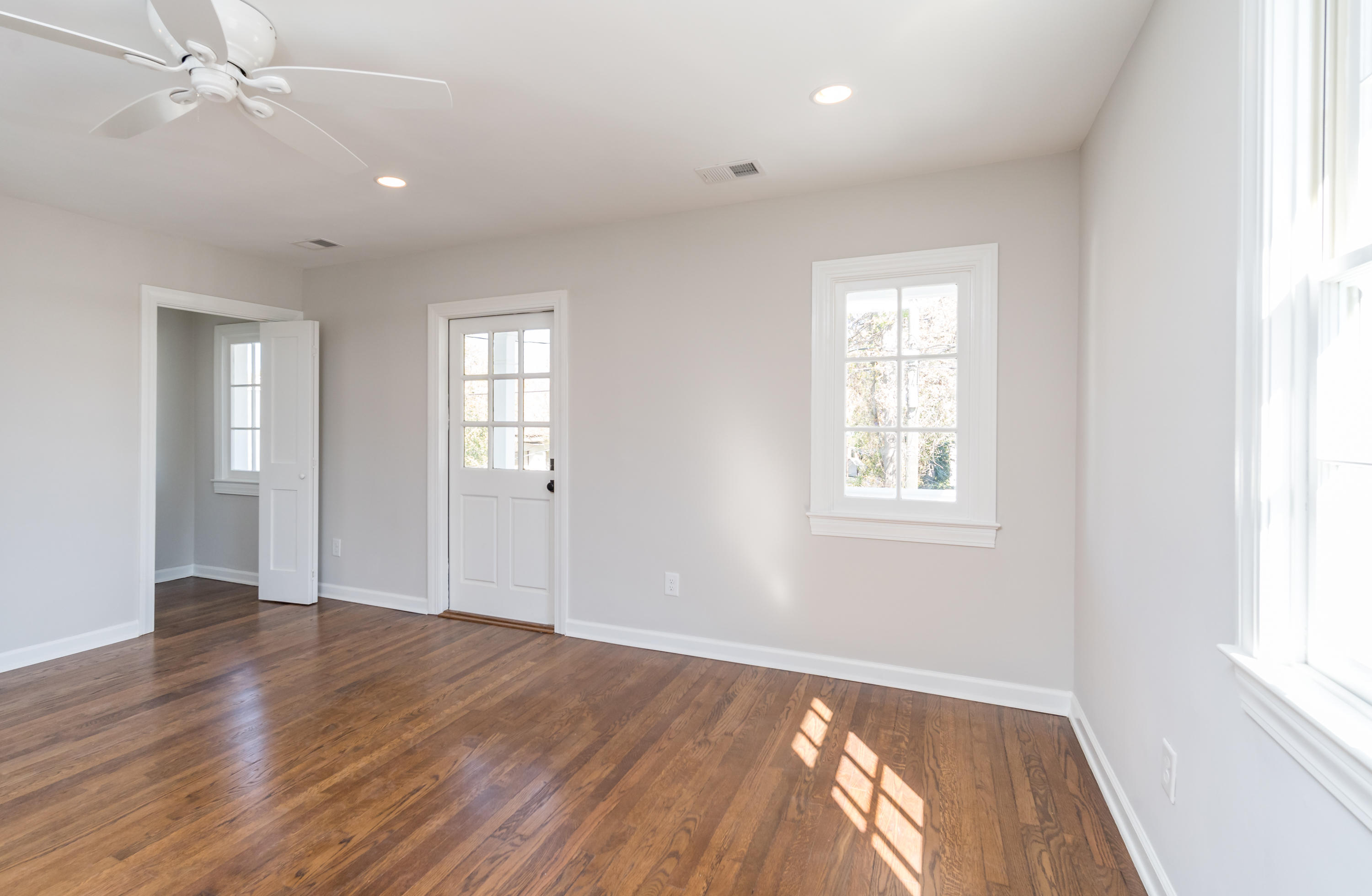 125 Line Street, Unit B Charleston, SC 29403 - Photo 13 of 27 125 Line St-16