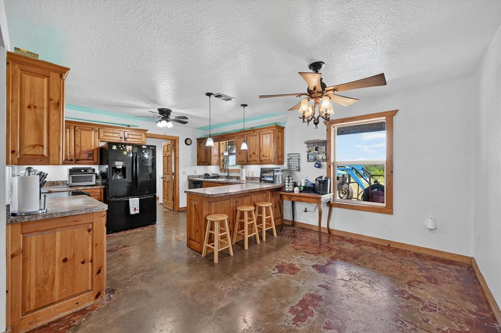 901 Marion Road Venus, TX 76084 - Photo 7 of 33
