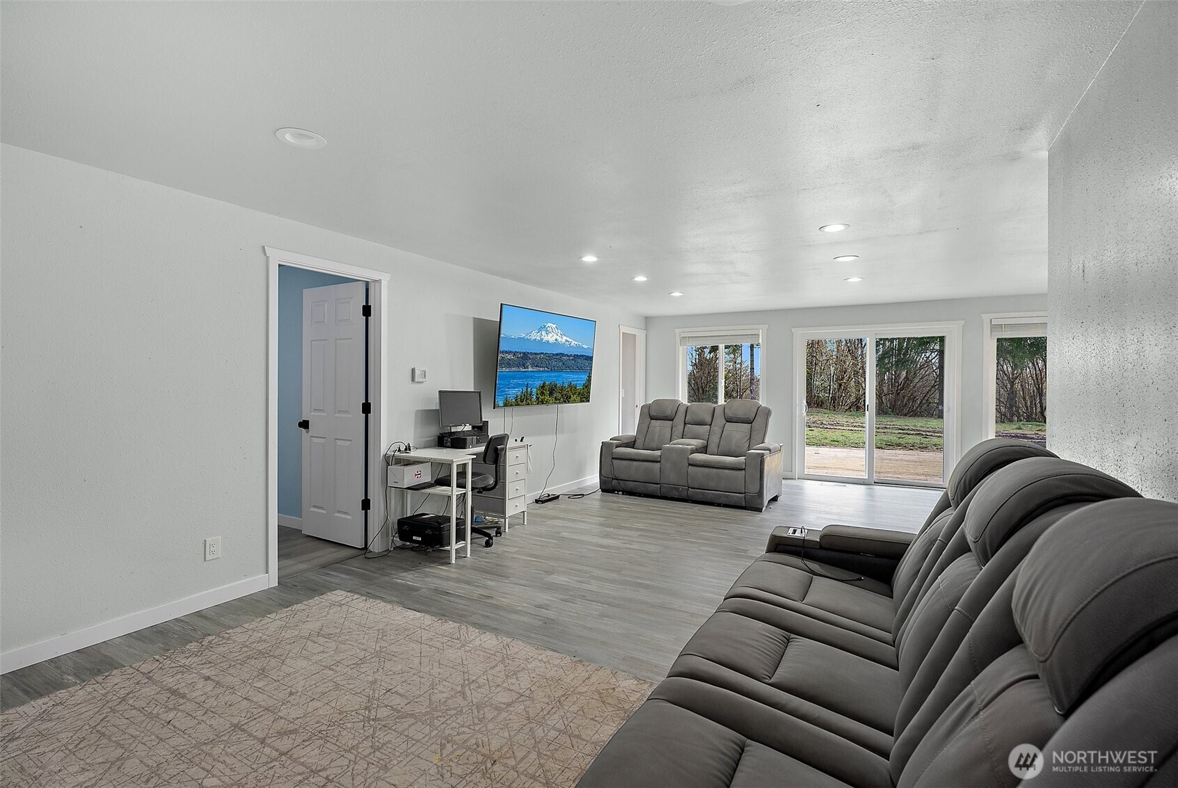 4309 Maytown Road Southwest Olympia, WA 98512 - Photo 4 of 34