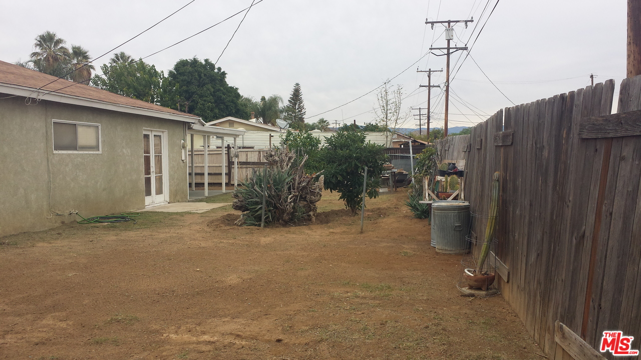 2876 Avalon Street Riverside, CA 92509 - Photo 8 of 15