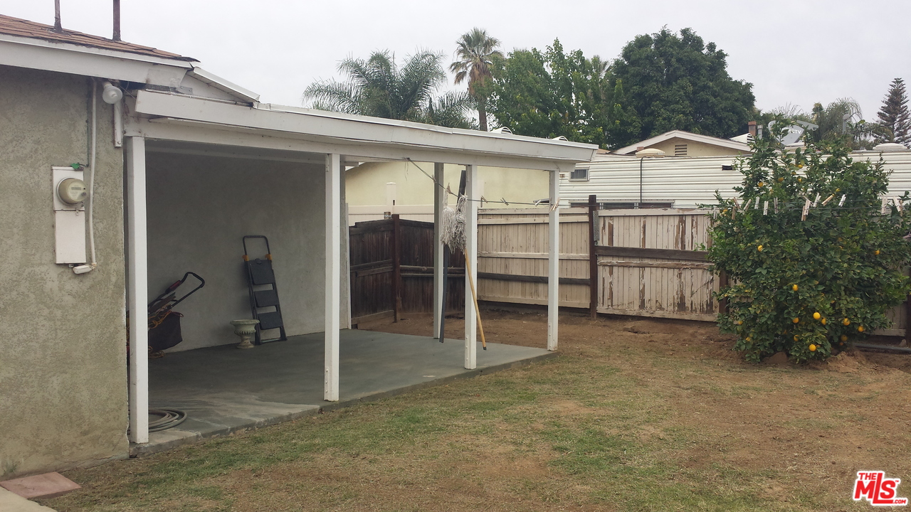 2876 Avalon Street Riverside, CA 92509 - Photo 9 of 15
