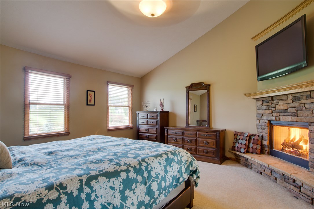 9585 Bascom Road Chardon, OH 44024 - Photo 16 of 25 Gallery Image 16