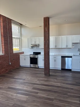$1,950 | 87 North Water Street, Unit 106, New Bedford, MA 02740
